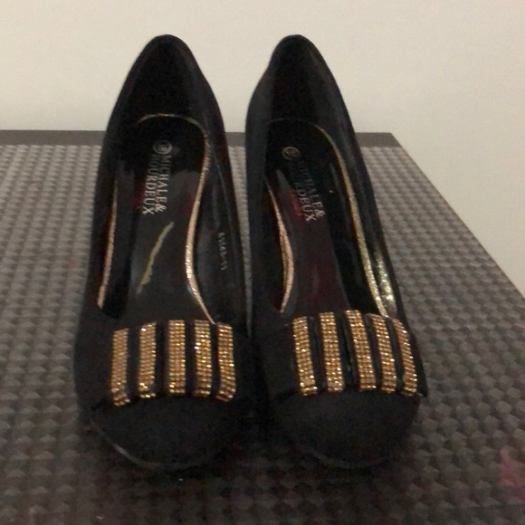 Michale & Bourdeux Black Wedges - Picture 1 of 3